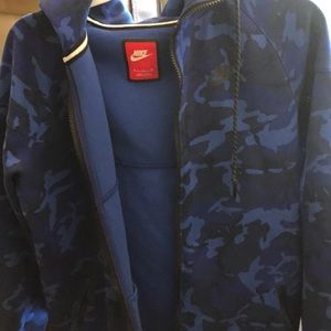Army Nike Tech TOP ONLY